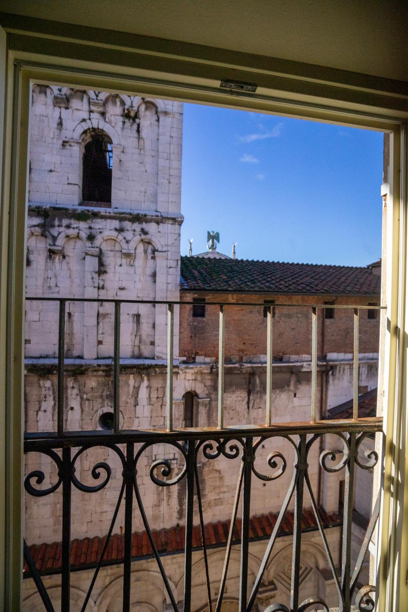 مبيت وإفطار لوكا Palazzo Rocchi - Residenza D'Epoca المظهر الخارجي الصورة