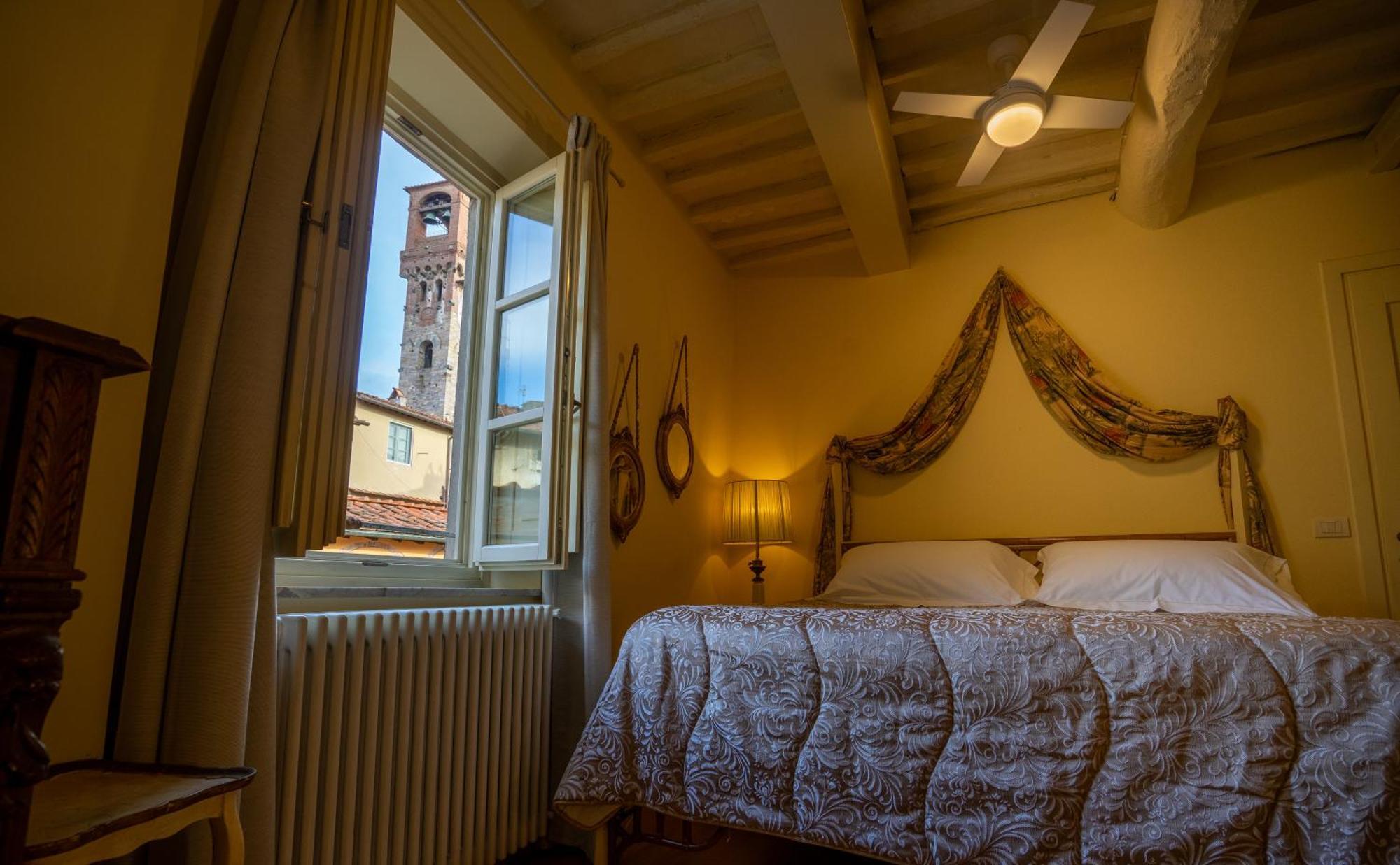 مبيت وإفطار لوكا Palazzo Rocchi - Residenza D'Epoca المظهر الخارجي الصورة