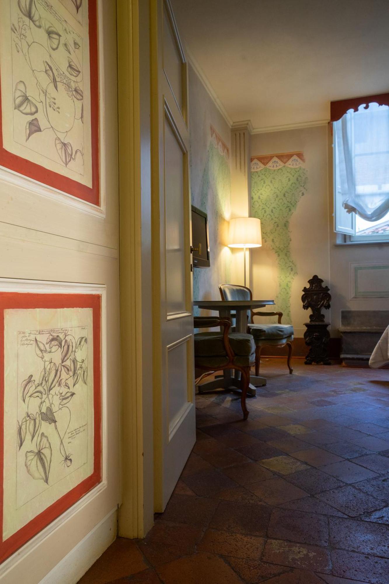 مبيت وإفطار لوكا Palazzo Rocchi - Residenza D'Epoca المظهر الخارجي الصورة