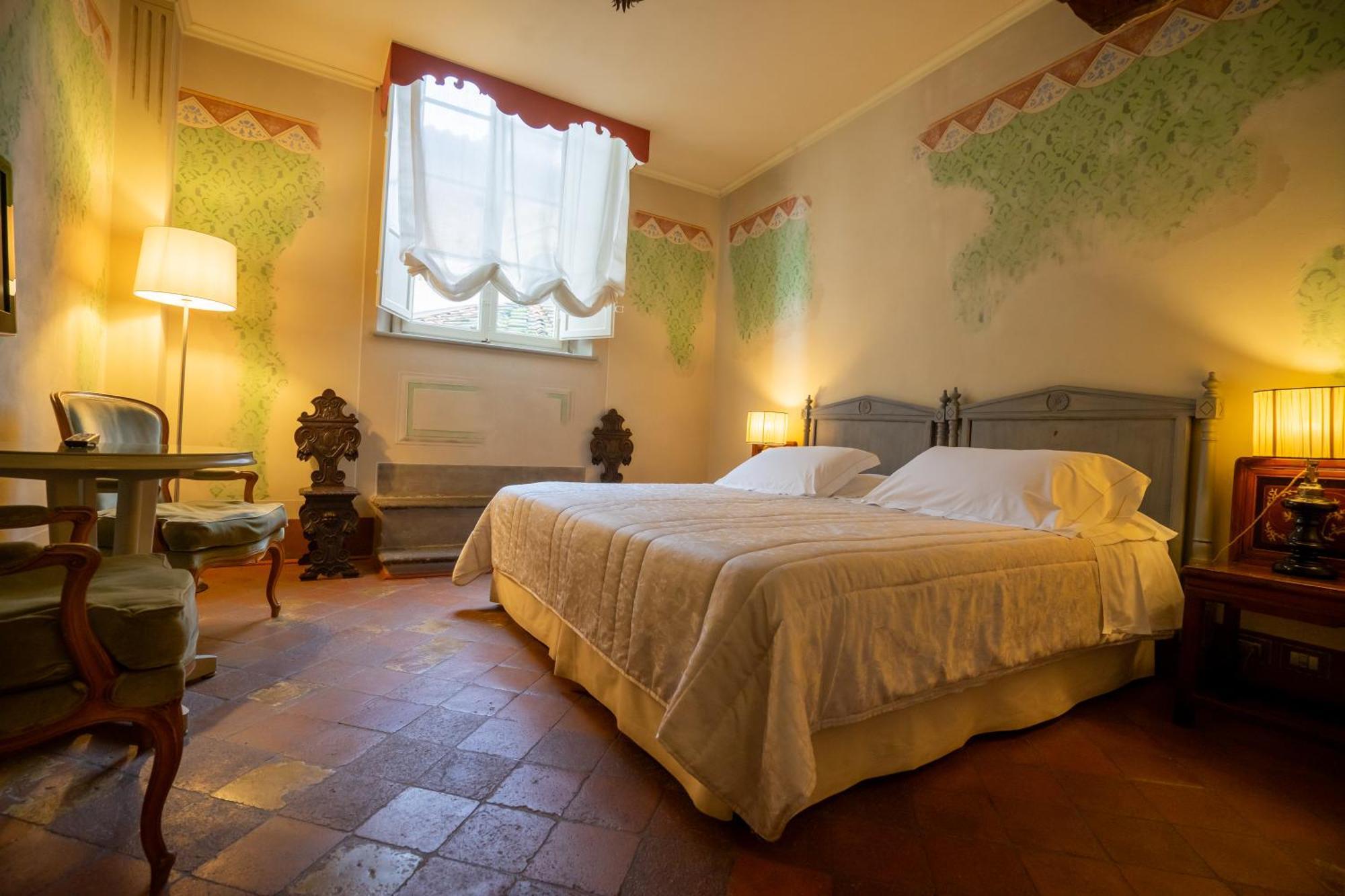 مبيت وإفطار لوكا Palazzo Rocchi - Residenza D'Epoca المظهر الخارجي الصورة